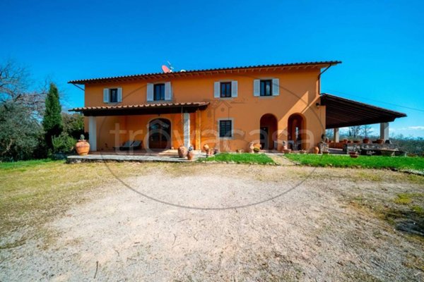 casa indipendente a Figline e Incisa Valdarno in zona Figline Valdarno