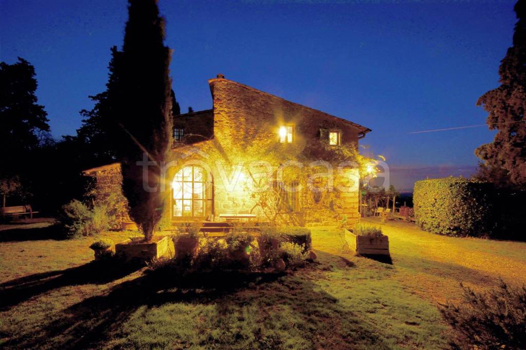 casa indipendente a Figline e Incisa Valdarno in zona Ponte agli Stolli