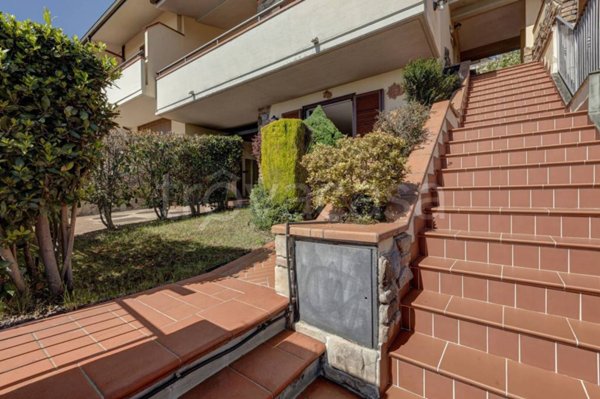 casa indipendente in vendita a Figline e Incisa Valdarno