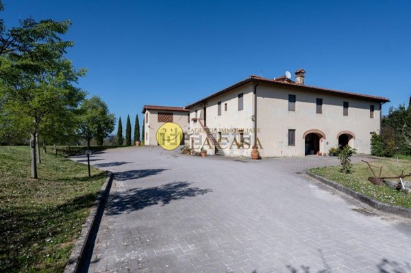 casa indipendente in vendita a Figline e Incisa Valdarno in zona Loppiano