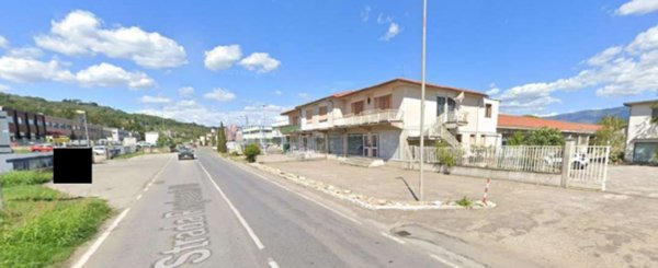 intera palazzina in vendita a Figline e Incisa Valdarno