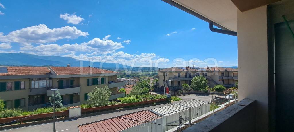 casa indipendente in vendita a Figline e Incisa Valdarno