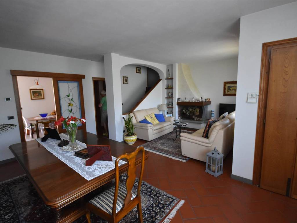 casa indipendente a Figline e Incisa Valdarno in zona Ponte agli Stolli