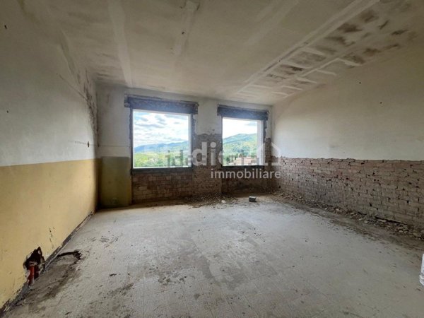appartamento in vendita a Figline e Incisa Valdarno in zona Gaville