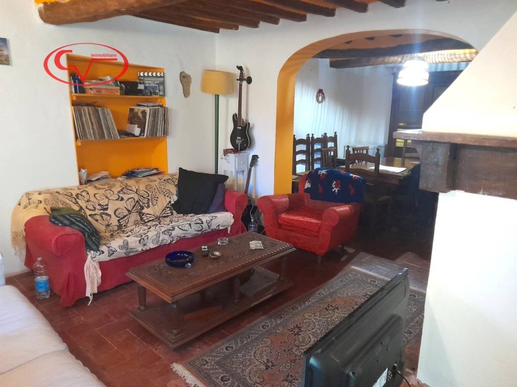 casa indipendente in vendita a Figline e Incisa Valdarno in zona Burchio
