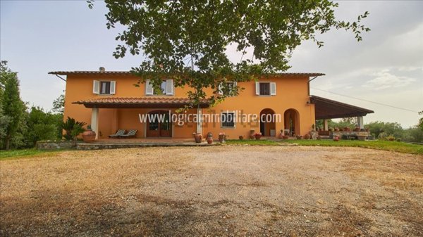 casa indipendente in vendita a Figline e Incisa Valdarno