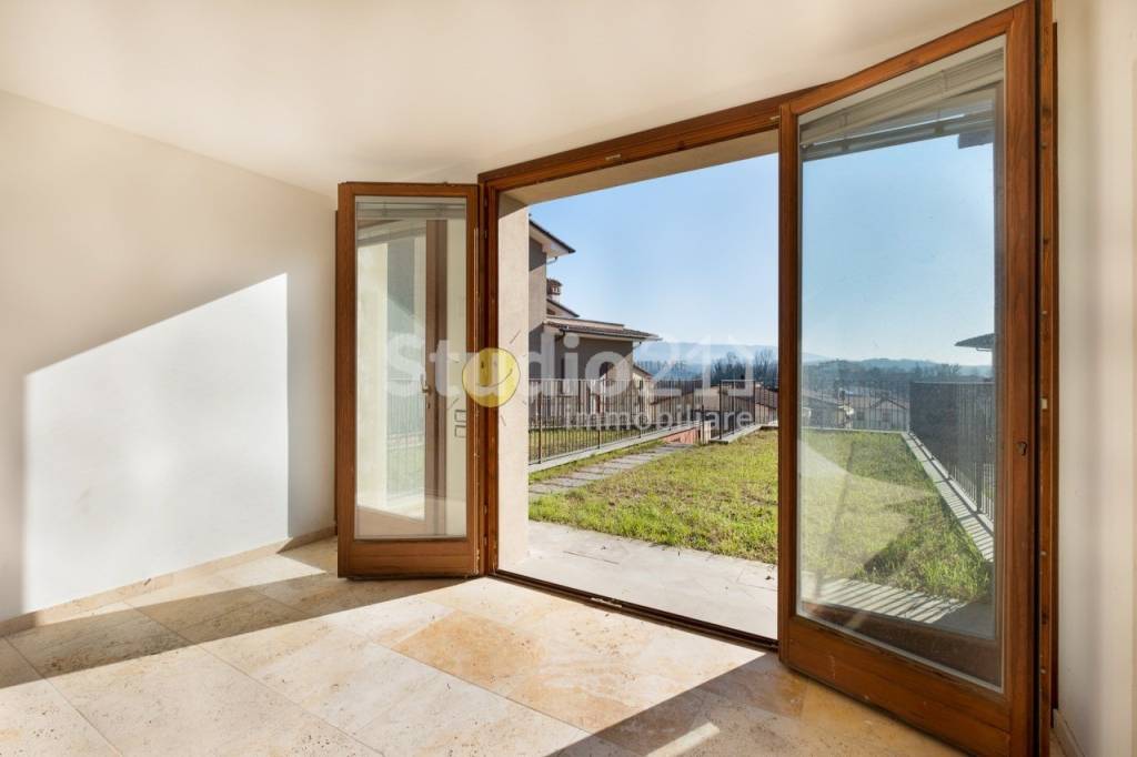 casa indipendente a Figline e Incisa Valdarno in zona Incisa in Val d'Arno