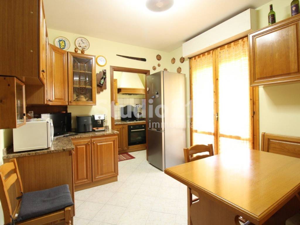 appartamento in vendita a Figline e Incisa Valdarno in zona Incisa in Val d'Arno