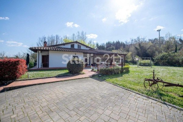 casa indipendente a Figline e Incisa Valdarno in zona Figline Valdarno