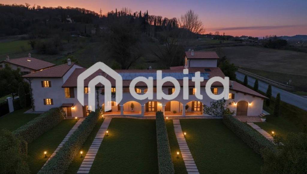 casa indipendente in vendita a Figline e Incisa Valdarno
