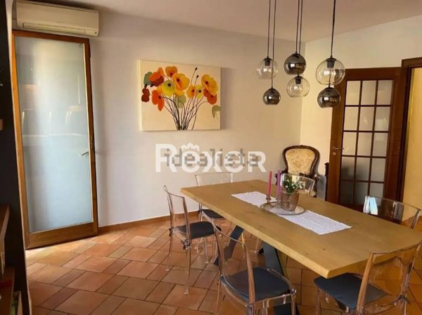 casa indipendente a Figline e Incisa Valdarno in zona Incisa in Val d'Arno
