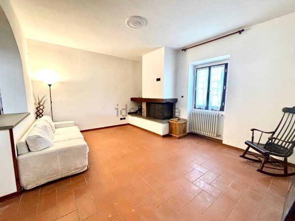 casa indipendente in vendita a Figline e Incisa Valdarno
