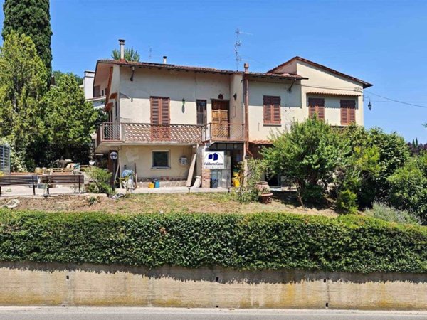 appartamento in vendita a Figline e Incisa Valdarno in zona Figline Valdarno
