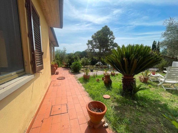 casa indipendente in vendita a Figline e Incisa Valdarno
