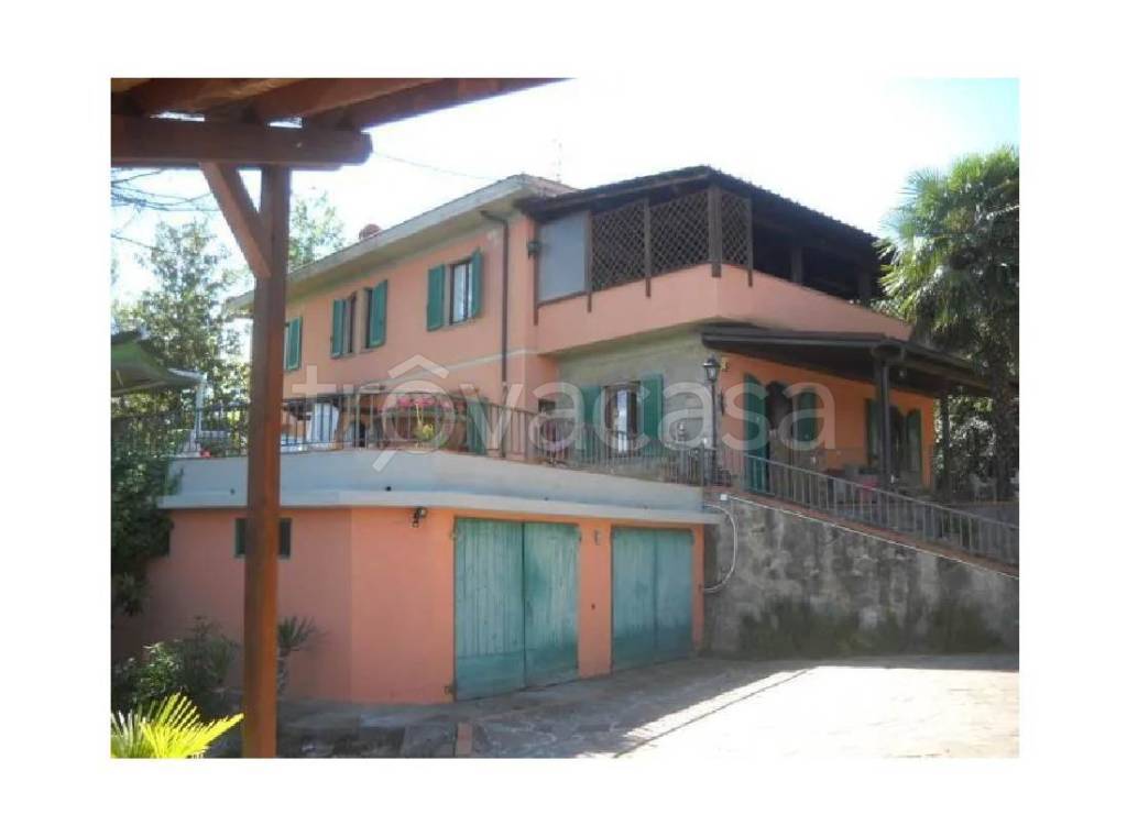casa indipendente in vendita a Figline e Incisa Valdarno in zona Brollo