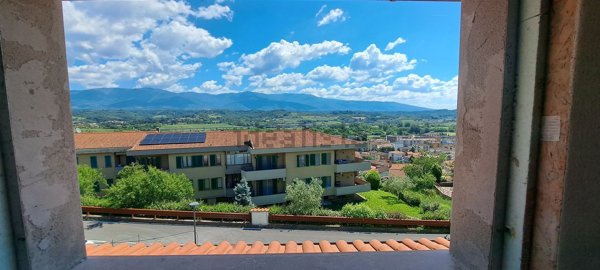 casa indipendente a Figline e Incisa Valdarno in zona Incisa in Val d'Arno
