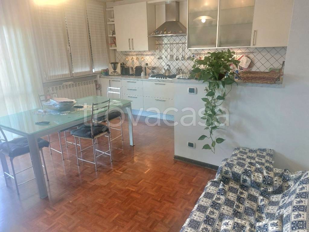 appartamento in vendita a Figline e Incisa Valdarno in zona Incisa in Val d'Arno