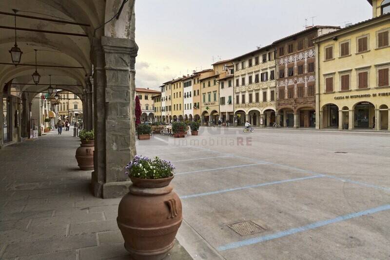 appartamento in vendita a Figline e Incisa Valdarno in zona Figline Valdarno