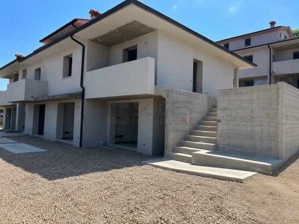 casa indipendente a Figline e Incisa Valdarno in zona Incisa in Val d'Arno