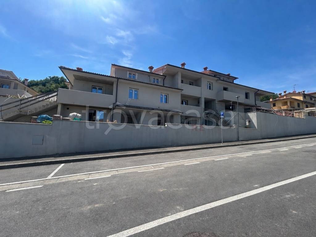 casa indipendente a Figline e Incisa Valdarno in zona Incisa in Val d'Arno