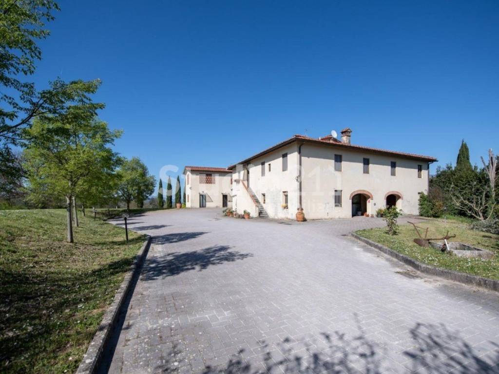 casale in vendita a Figline e Incisa Valdarno in zona Loppiano