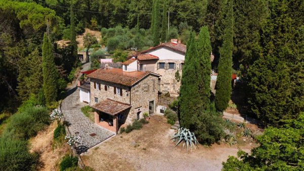 casa indipendente in vendita a Figline e Incisa Valdarno