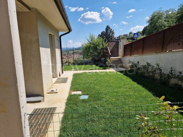 casa indipendente in vendita a Figline e Incisa Valdarno