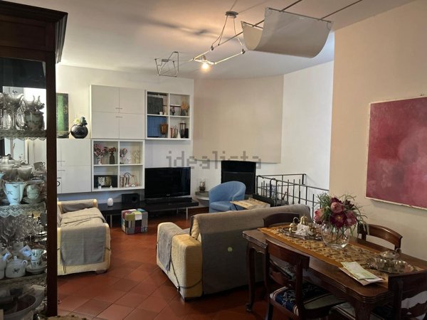 casa indipendente in vendita a Figline e Incisa Valdarno