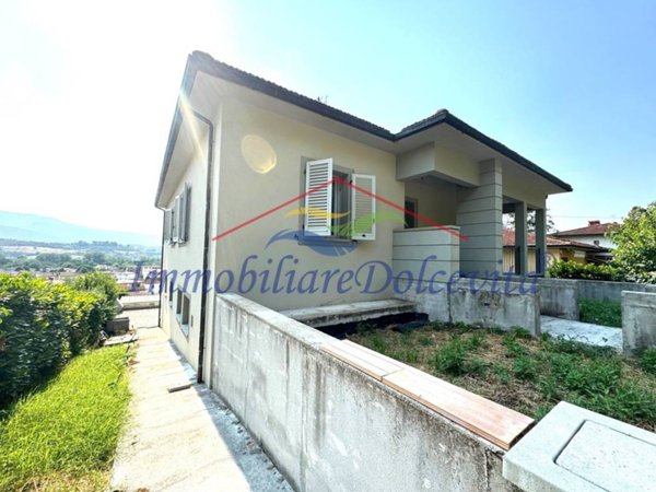 casa indipendente a Figline e Incisa Valdarno in zona Figline Valdarno