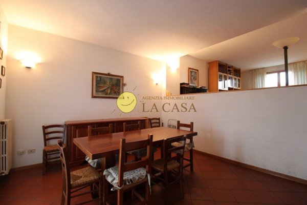 casa indipendente a Figline e Incisa Valdarno in zona Incisa in Val d'Arno