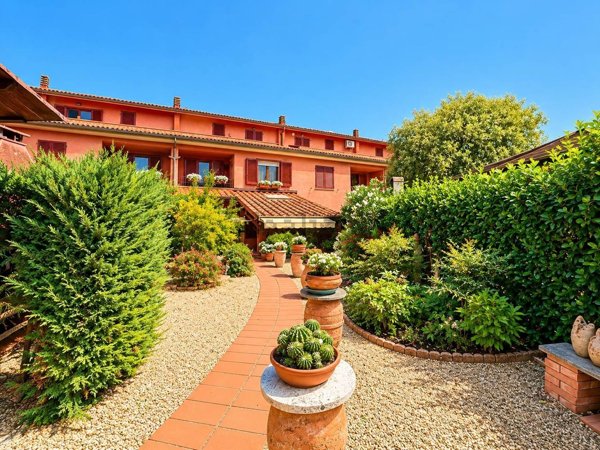 casa indipendente in vendita a Figline e Incisa Valdarno in zona Palazzolo