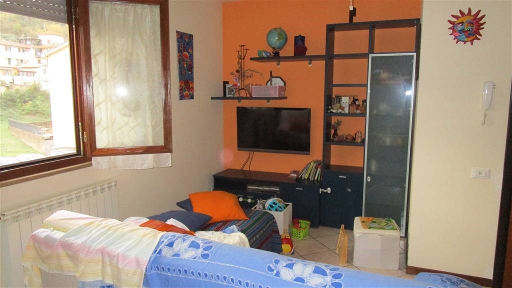 appartamento in vendita a Figline e Incisa Valdarno in zona Figline Valdarno