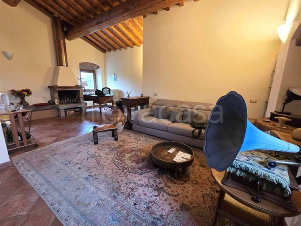 appartamento in vendita a Figline e Incisa Valdarno in zona Incisa in Val d'Arno