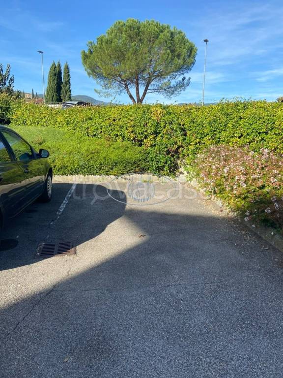 box auto in vendita a Figline e Incisa Valdarno in zona Burchio