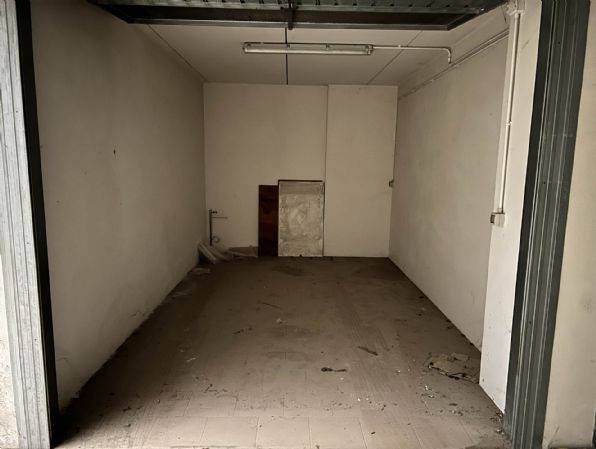 box auto in vendita a Figline e Incisa Valdarno in zona Figline Valdarno