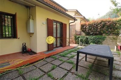 casa indipendente a Figline e Incisa Valdarno in zona Incisa in Val d'Arno