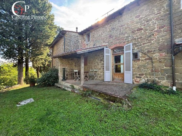 casa indipendente in vendita a Figline e Incisa Valdarno