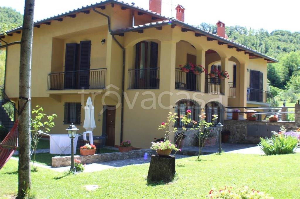 appartamento in vendita a Scarperia e San Piero