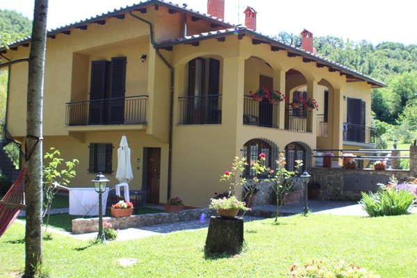 appartamento in vendita a Scarperia e San Piero