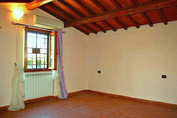 casa indipendente in vendita a Scarperia e San Piero in zona San Piero a Sieve