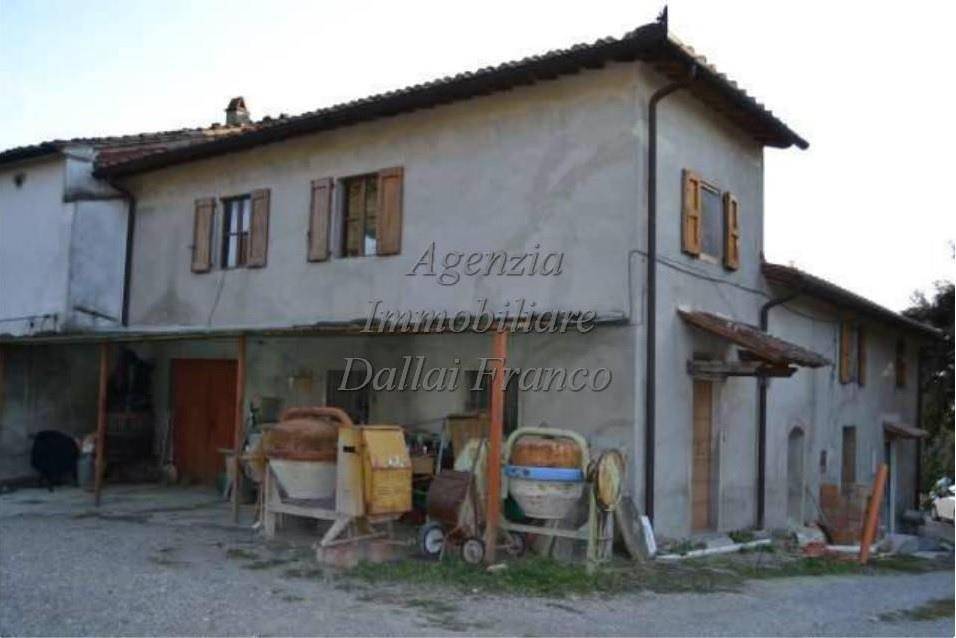 casa indipendente in vendita a Scarperia e San Piero in zona Scarperia