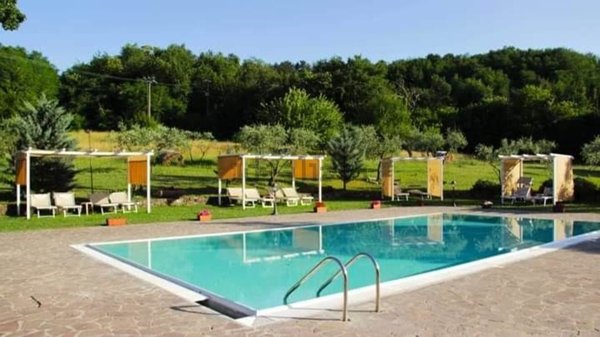casa indipendente in vendita a Scarperia e San Piero