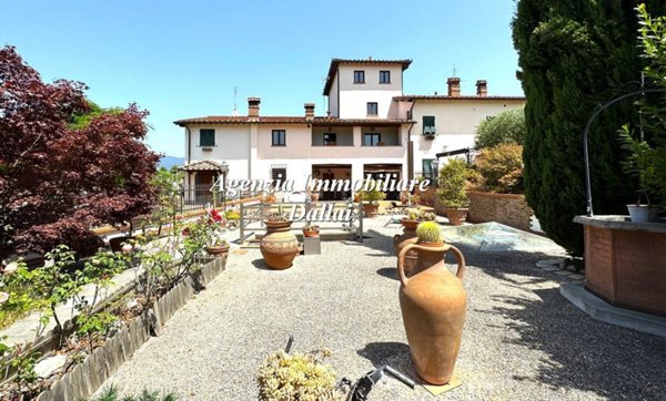 casa indipendente in vendita a Scarperia e San Piero in zona Scarperia