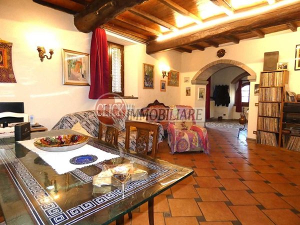 casa indipendente in vendita a Scarperia e San Piero in zona Scarperia