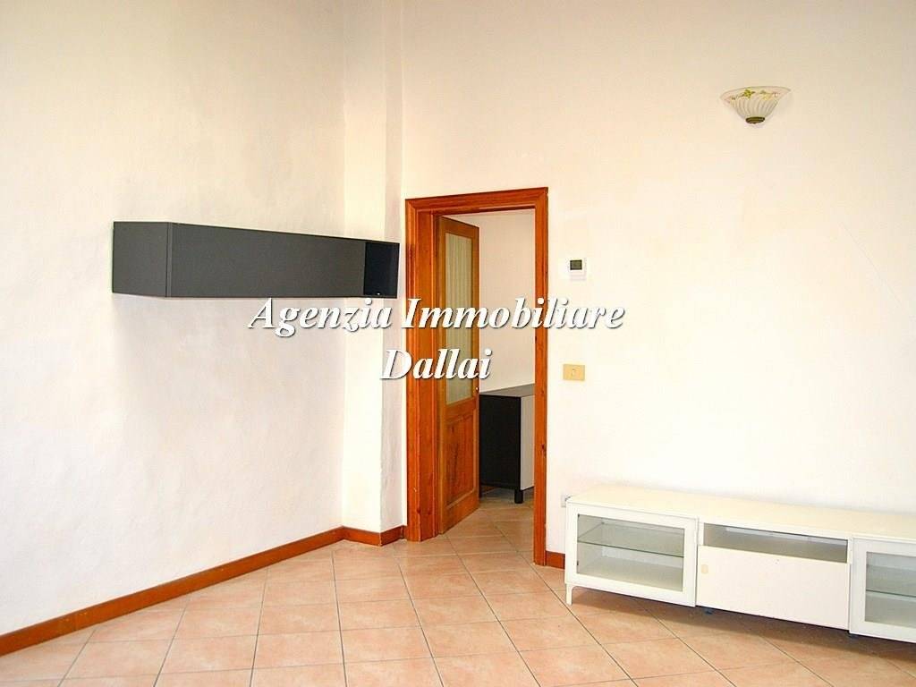 appartamento in vendita a Scarperia e San Piero in zona Scarperia
