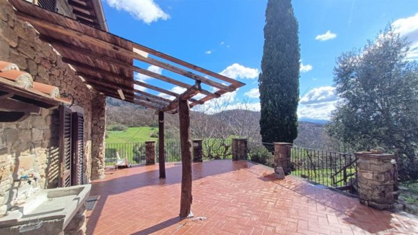 casa indipendente in vendita a Scarperia e San Piero in zona Scarperia