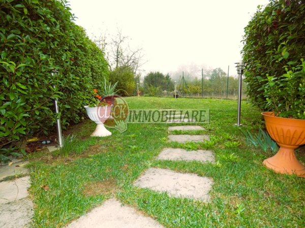 casa indipendente in vendita a Scarperia e San Piero in zona San Piero a Sieve