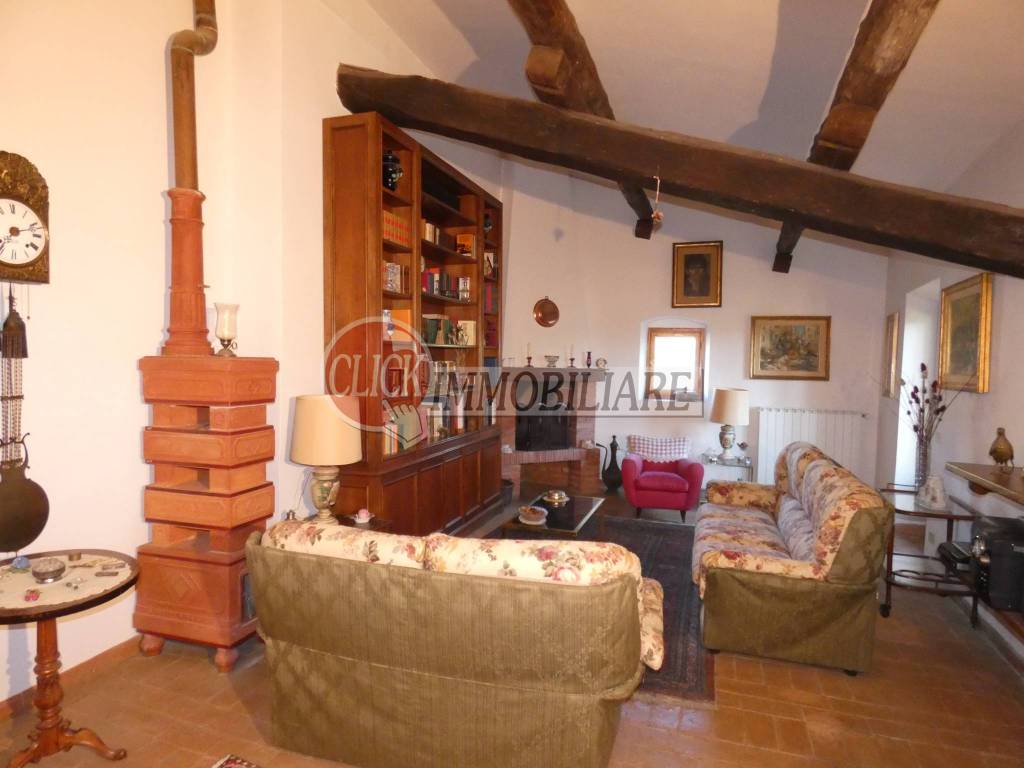 casa indipendente in vendita a Scarperia e San Piero in zona Scarperia