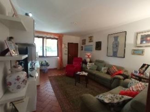 casa indipendente in vendita a Scarperia e San Piero in zona San Piero a Sieve