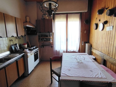 appartamento in vendita a Scarperia e San Piero in zona San Piero a Sieve